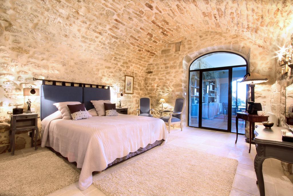 Вілла La Bastide Du Tinal Менерб Номер фото